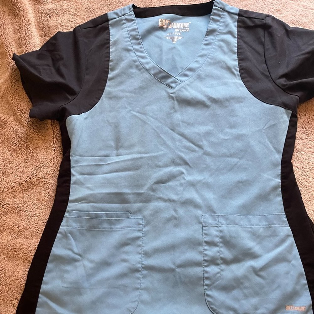 grey anatomy scrubs